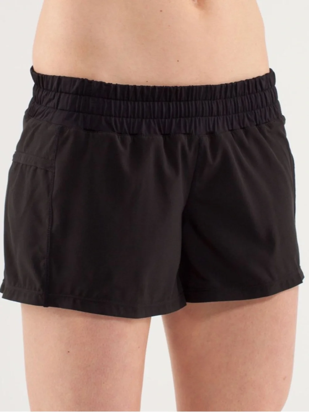 Lululemon Tracker Short Low Rise - Picture 2 of 10
